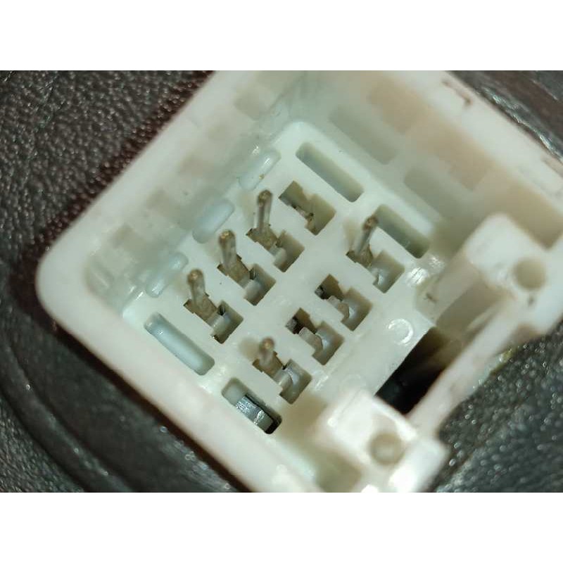 Recambio de retrovisor izquierdo para mazda 2 berlina (dy) 1.4 crtd active referencia OEM IAM DD216918ZD00  