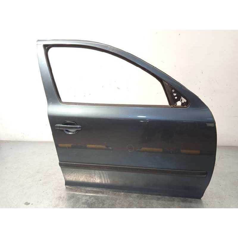 Recambio de puerta delantera derecha para skoda octavia berlina (1z3) elegance referencia OEM IAM 1Z0831056  