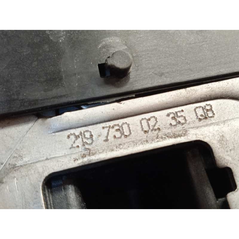 Recambio de cerradura puerta trasera derecha para mercedes-benz clase cls (w219) 320 cdi (219.322) referencia OEM IAM 2197300235