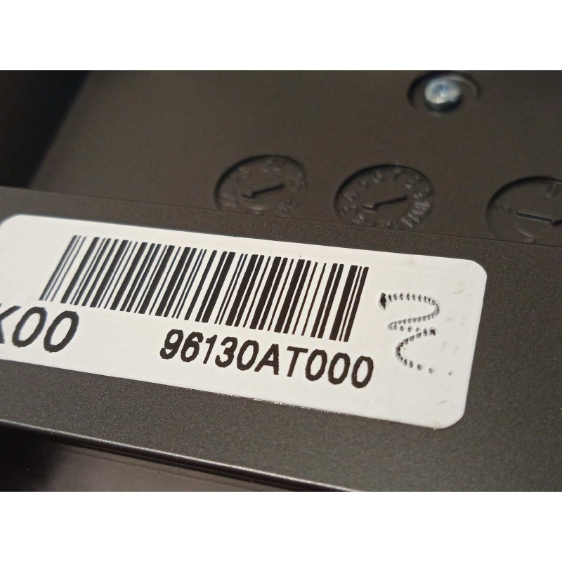 Recambio de pantalla multifuncion para kia e - niro hibrido referencia OEM IAM 96130AT000  