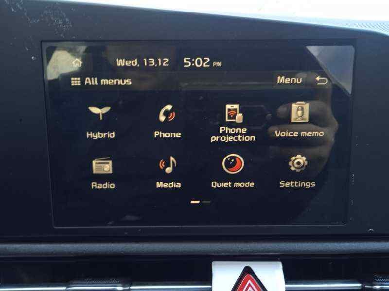 Recambio de pantalla multifuncion para kia e - niro hibrido referencia OEM IAM 96130AT000  