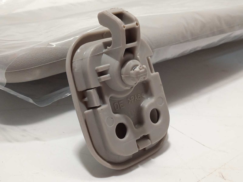 Recambio de parasol izquierdo para kia e - niro hibrido referencia OEM IAM NOREF  