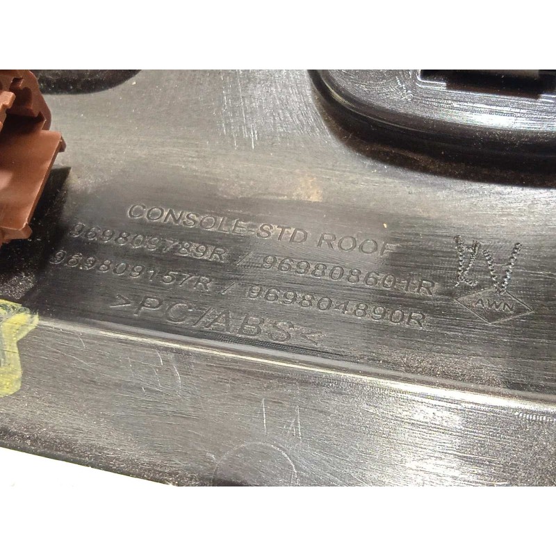 Recambio de luz interior para renault arkana 1.3 referencia OEM IAM 969809789R  