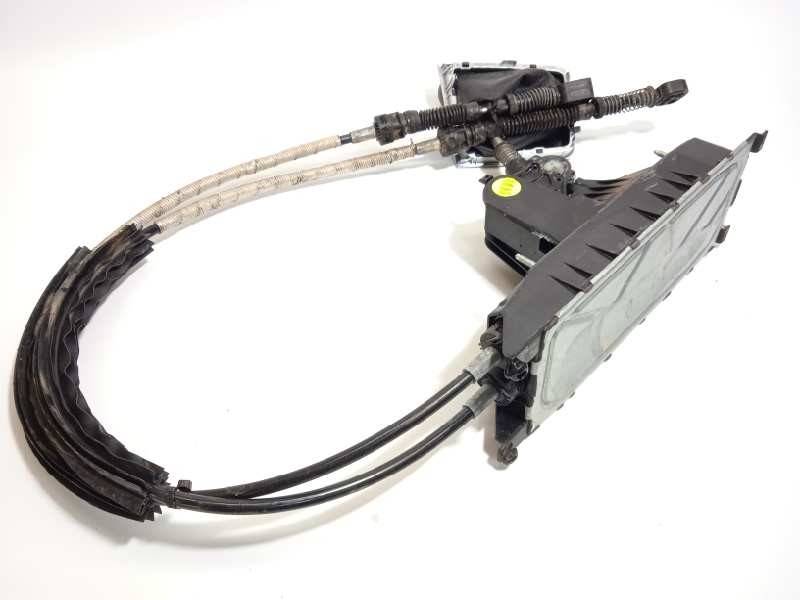 Recambio de palanca cambio para volkswagen golf vii lim. advance bluemotion referencia OEM IAM 5Q0711049AP  5Q0711112E