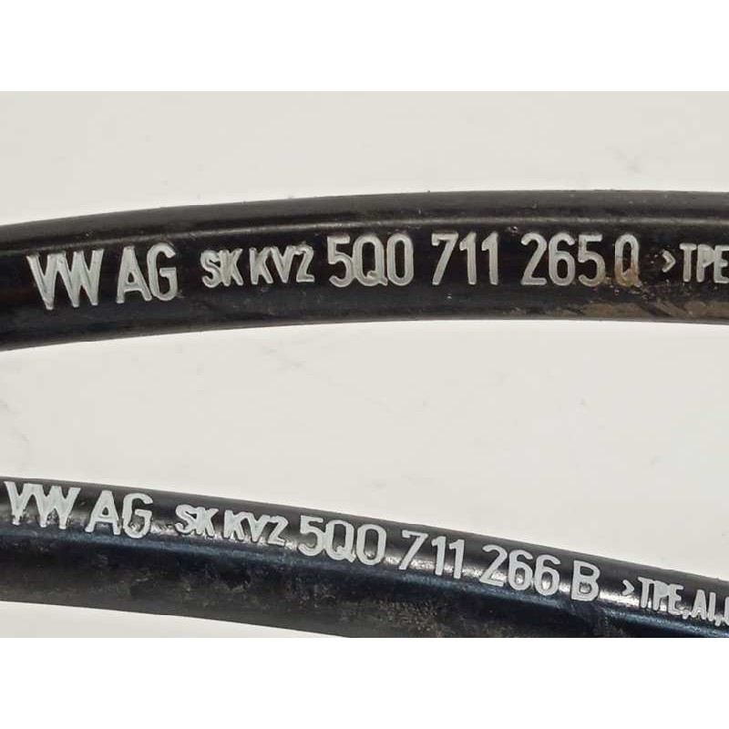 Recambio de palanca cambio para volkswagen golf vii lim. advance bluemotion referencia OEM IAM 5Q0711049AP  5Q0711112E