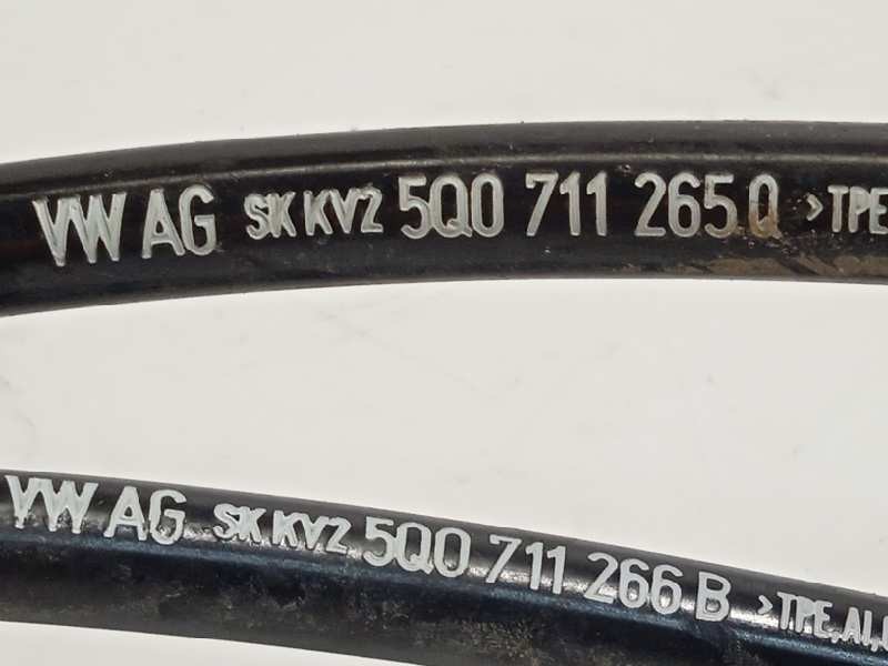 Recambio de palanca cambio para volkswagen golf vii lim. advance bluemotion referencia OEM IAM 5Q0711049AP  5Q0711112E