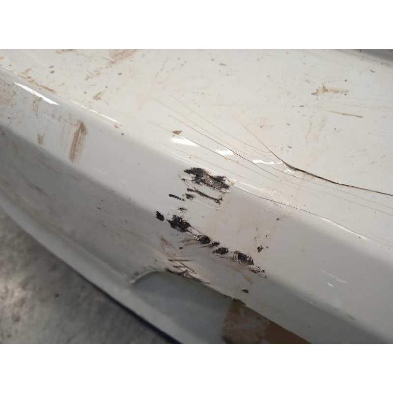 Recambio de paragolpes trasero para volkswagen golf vii lim. advance bluemotion referencia OEM IAM 5G6807417AP 5G6807421 5G68074