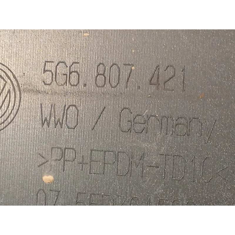 Recambio de paragolpes trasero para volkswagen golf vii lim. advance bluemotion referencia OEM IAM 5G6807417AP 5G6807421 5G68074