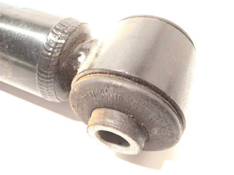 Recambio de amortiguador trasero izquierdo para kia picanto (ja) gt line referencia OEM IAM 55310G6200  