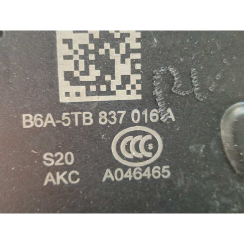 Recambio de cerradura puerta delantera derecha para volkswagen polo 1.0 referencia OEM IAM 5TB837016A  