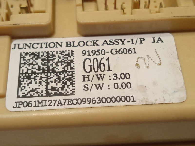 Recambio de caja reles / fusibles para kia picanto (ja) gt line referencia OEM IAM 91950G6061  