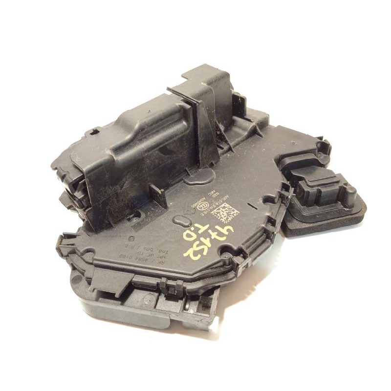 Recambio de cerradura puerta trasera derecha para volkswagen polo 1.0 referencia OEM IAM 5TA839016E  