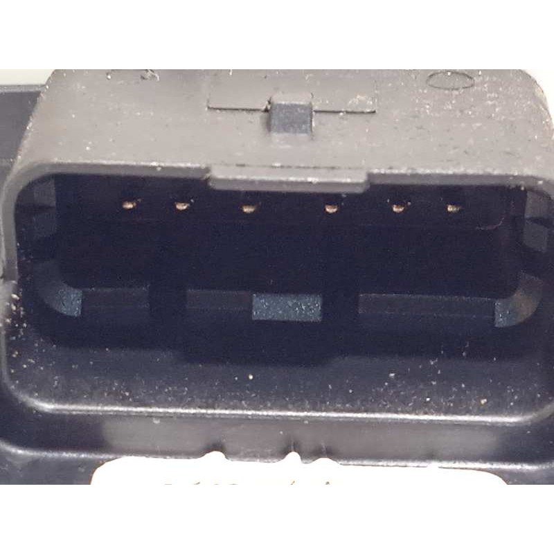 Recambio de cerradura puerta delantera derecha para peugeot partner kombi confort referencia OEM IAM 828405  9135EA