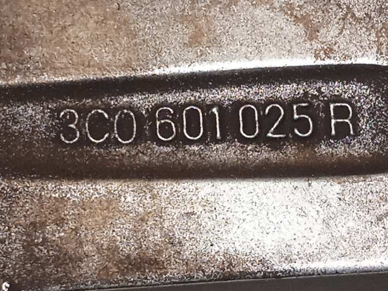 Recambio de llanta para volkswagen passat berlina (3c2) highline referencia OEM IAM 3C0601025R  3C0601025RQQ9