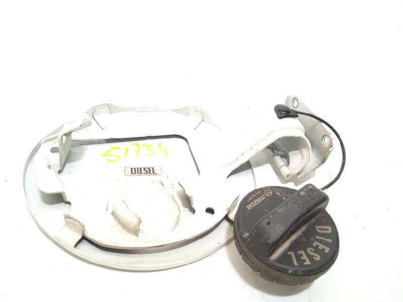 Recambio de tapa exterior combustible para mazda cx-5 2.2 turbodiesel cat referencia OEM IAM KD5342410  