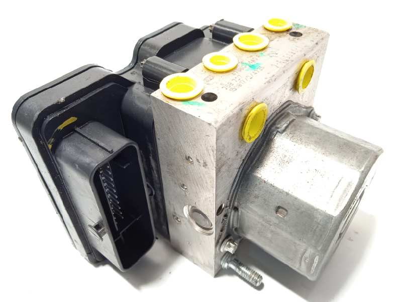 Recambio de abs para dacia duster laureate 4x2 referencia OEM IAM 476606440R 0265956403 269727