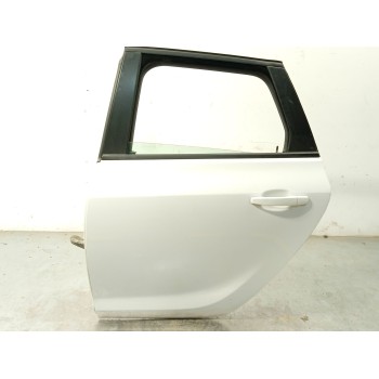 PUERTA TRASERA IZQUIERDA 13301546 13299734