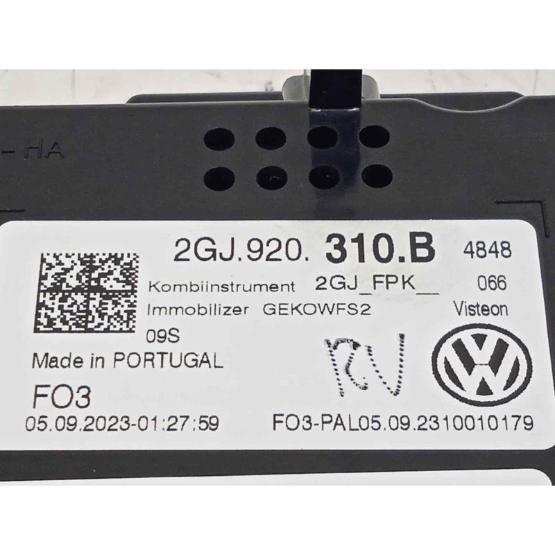 Recambio de cuadro instrumentos para volkswagen t-roc 1.5 16v tsi act referencia OEM IAM 2GJ920310B  