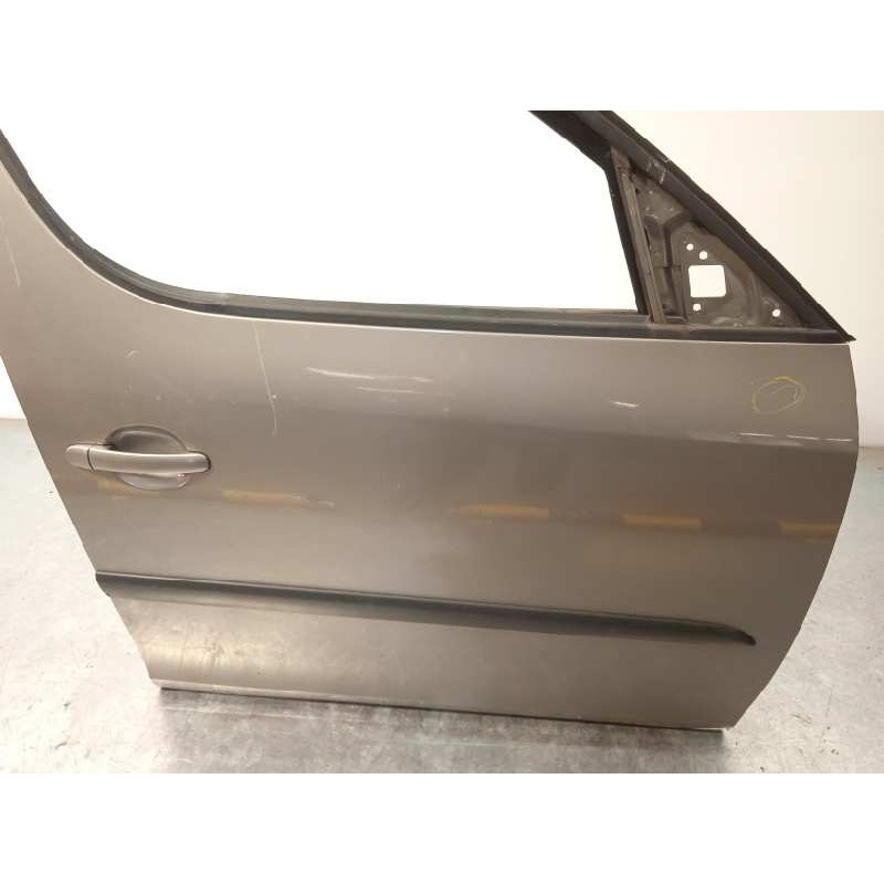 Recambio de puerta delantera derecha para skoda roomster (5j7) sport referencia OEM IAM 5J7831056  