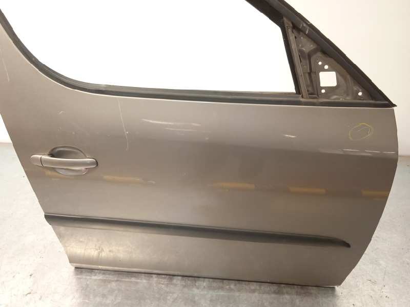 Recambio de puerta delantera derecha para skoda roomster (5j7) sport referencia OEM IAM 5J7831056  