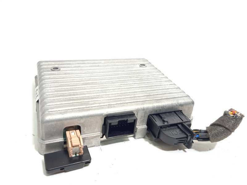Recambio de centralita unidad control telefono para opel astra j lim. 1.7 16v cdti referencia OEM IAM 13342398  