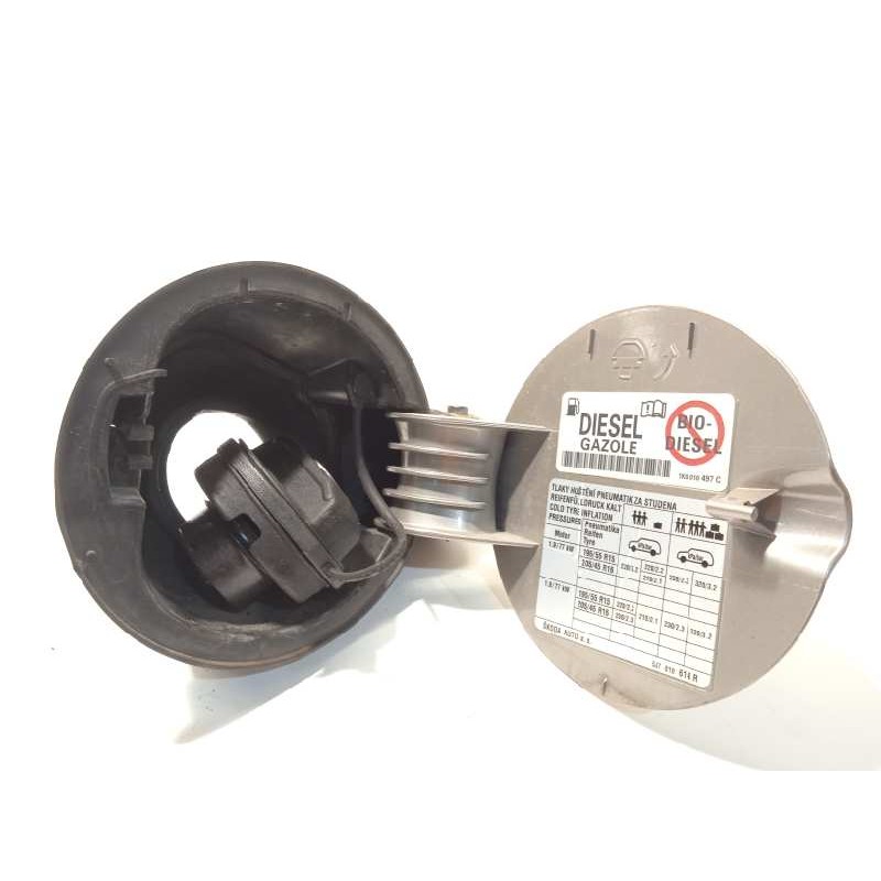 Recambio de tapa exterior combustible para skoda roomster (5j7) sport referencia OEM IAM 5J1809857  5J7809857A