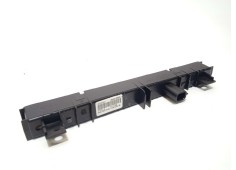 Recambio de luz central de freno para renault arkana 1.3 referencia OEM IAM 265958992D   2