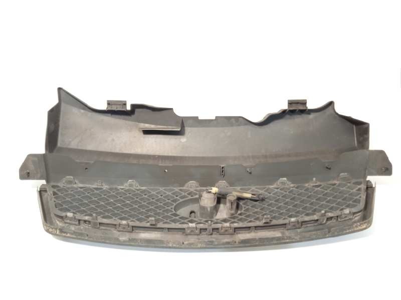 Recambio de rejilla delantera para ford focus berlina (cap) ambiente (d) referencia OEM IAM 1454995  