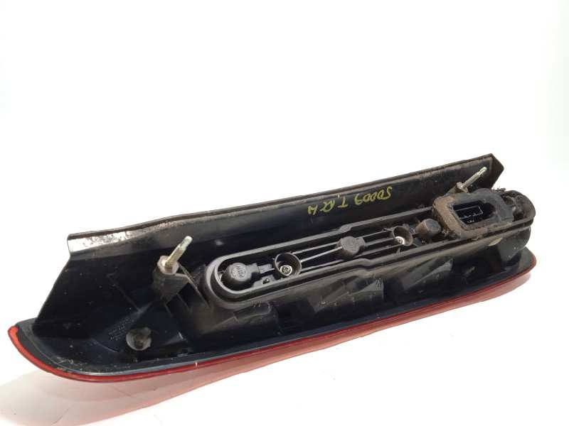 Recambio de piloto trasero derecho para ford c-max (cb3) trend referencia OEM IAM 1543051  