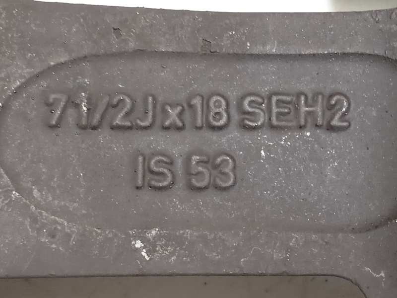 Recambio de llanta para land rover range rover (lm) 3.0 td6 referencia OEM IAM R0318002  67503177