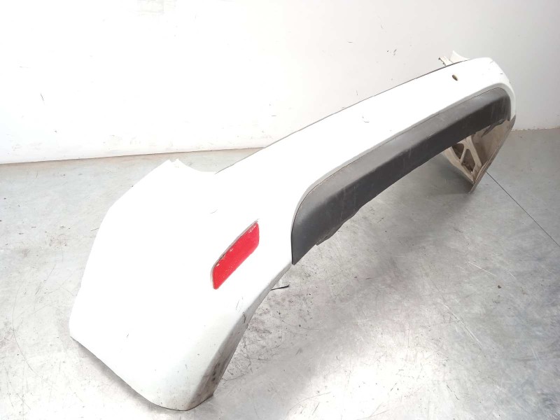 Recambio de paragolpes trasero para ford focus turnier (cb4) trend referencia OEM IAM 1520716  8M51N17906BBXWAA