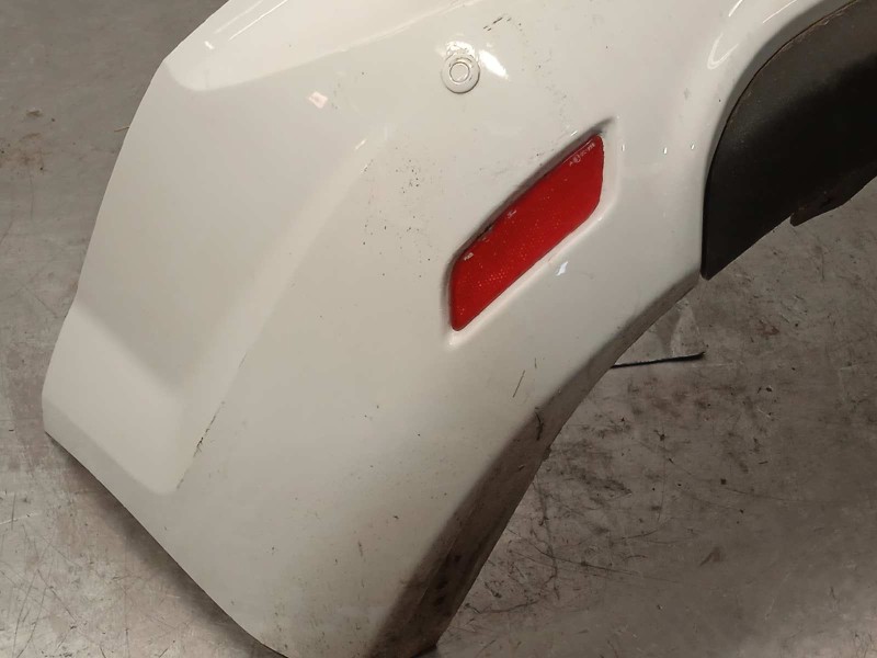 Recambio de paragolpes trasero para ford focus turnier (cb4) trend referencia OEM IAM 1520716  8M51N17906BBXWAA