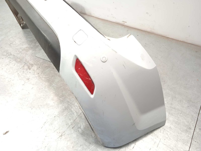 Recambio de paragolpes trasero para ford focus turnier (cb4) trend referencia OEM IAM 1520716  8M51N17906BBXWAA