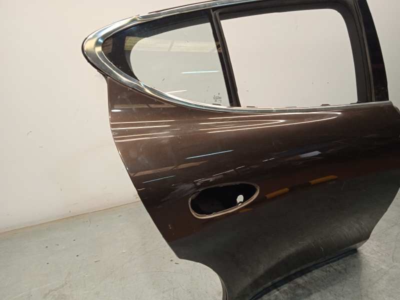 Recambio de puerta trasera derecha para porsche panamera 4 s referencia OEM IAM 97053201200  97053201200GRV