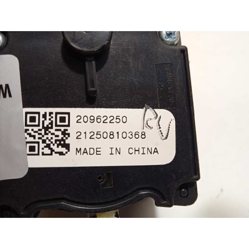 Recambio de mando luces para chevrolet aveo berlina hatchback 1.2 cat referencia OEM IAM 20962250  