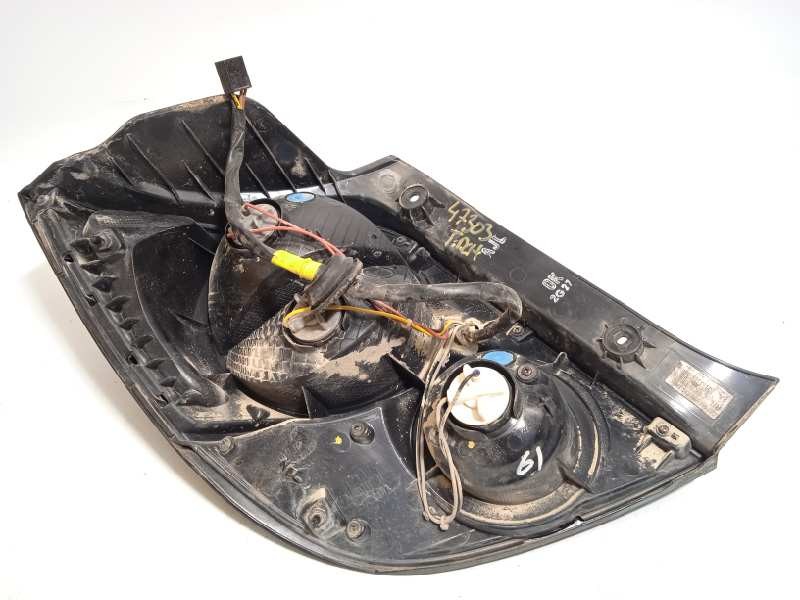 Recambio de piloto trasero derecho para chevrolet aveo berlina hatchback 1.2 cat referencia OEM IAM 96830986  