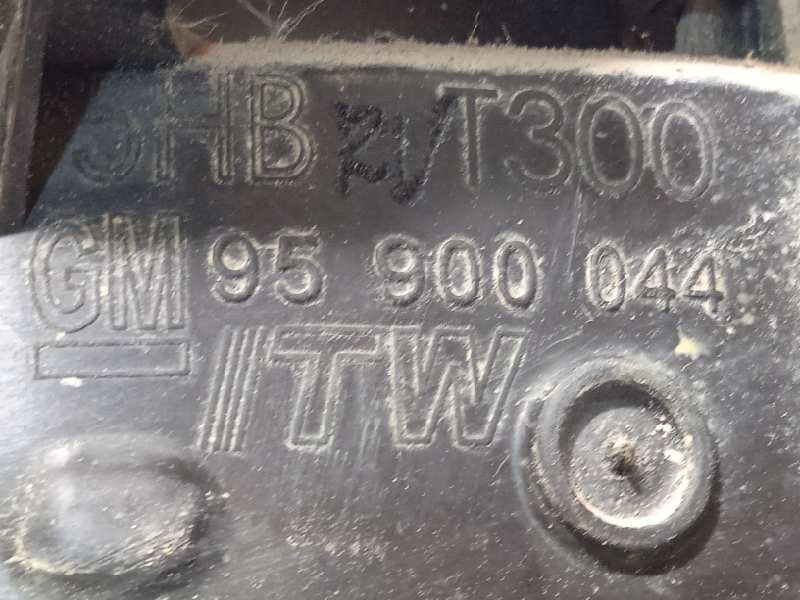 Recambio de tapa exterior combustible para chevrolet aveo berlina hatchback 1.2 cat referencia OEM IAM 95900044  