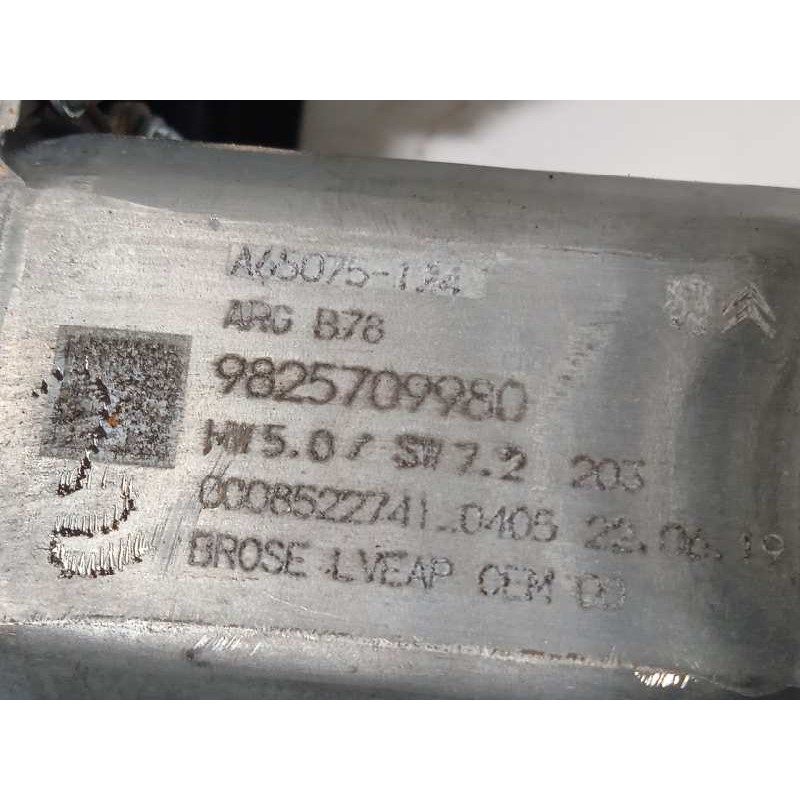 Recambio de elevalunas trasero izquierdo para citroën c4 spacetourer 1.5 feel referencia OEM IAM 9826076580  9825709980