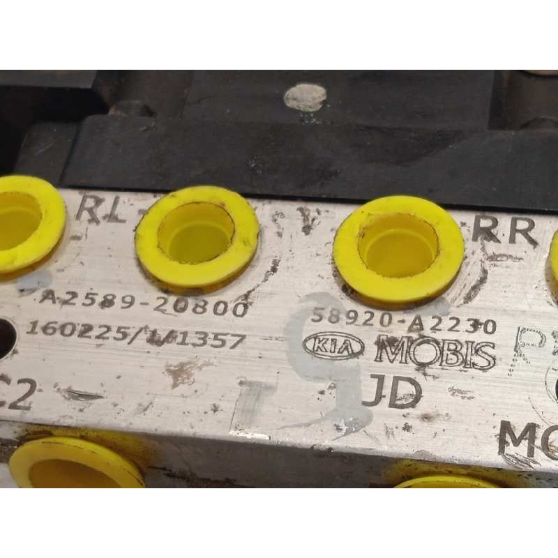 Recambio de abs para kia cee´d 1.4 crdi cat referencia OEM IAM 58920A2230 6158945200 A258920800