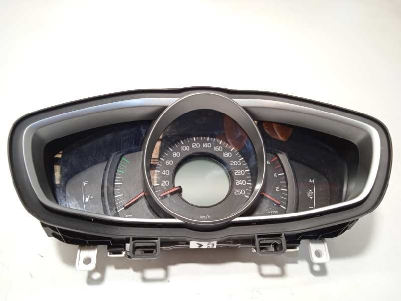 Recambio de cuadro instrumentos para volvo v40 momentum referencia OEM IAM 31453103  