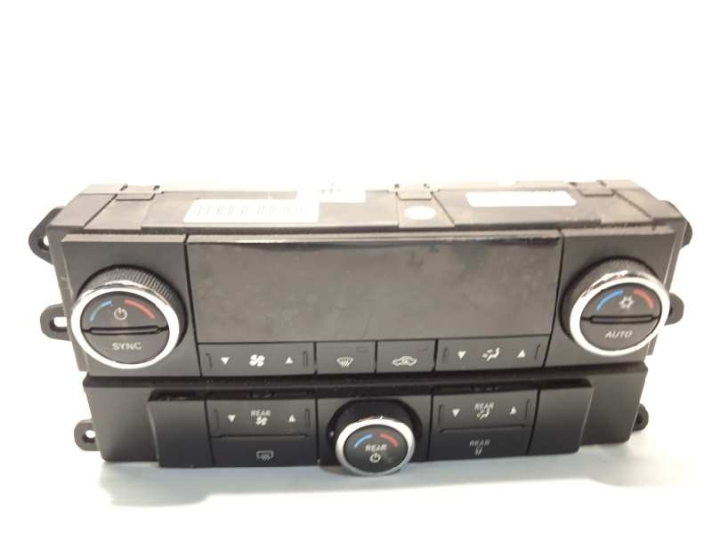 Recambio de mando climatizador para chrysler grand voyager 2.8 crd cat referencia OEM IAM P55111918AB  