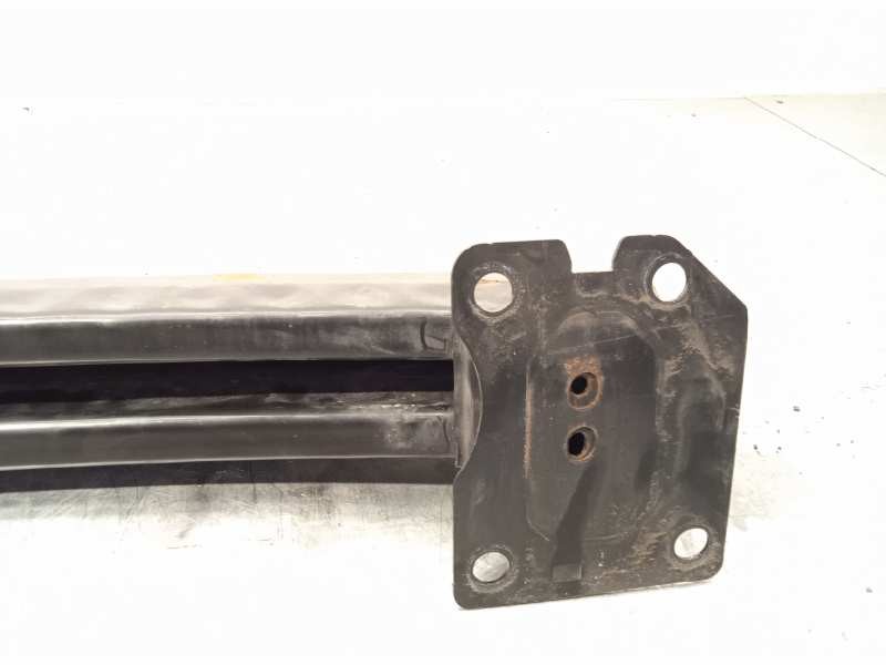 Recambio de refuerzo paragolpes delantero para chrysler grand voyager 2.8 crd cat referencia OEM IAM 5113162AA  