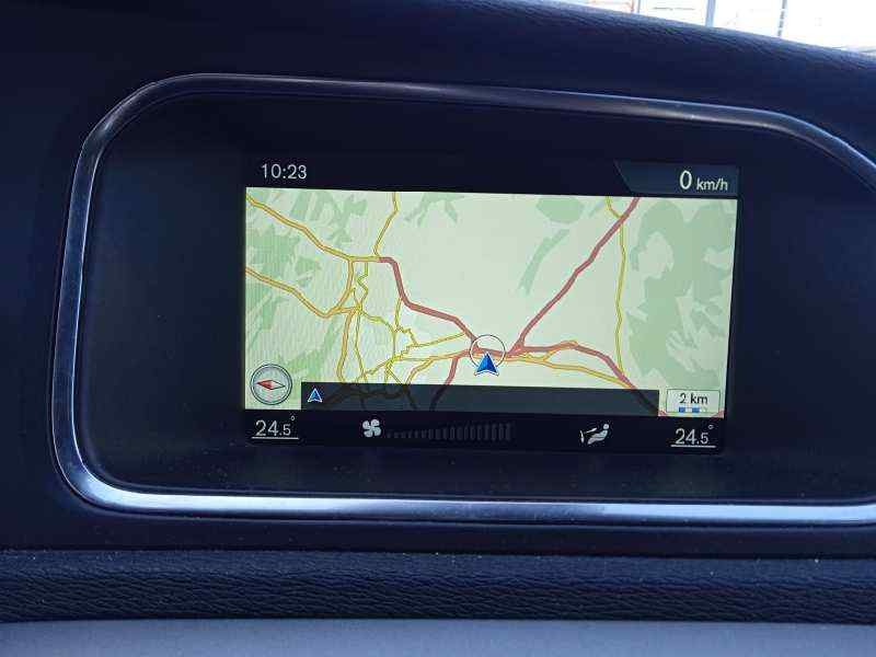 Recambio de pantalla multifuncion para volvo v40 momentum referencia OEM IAM 31382906  