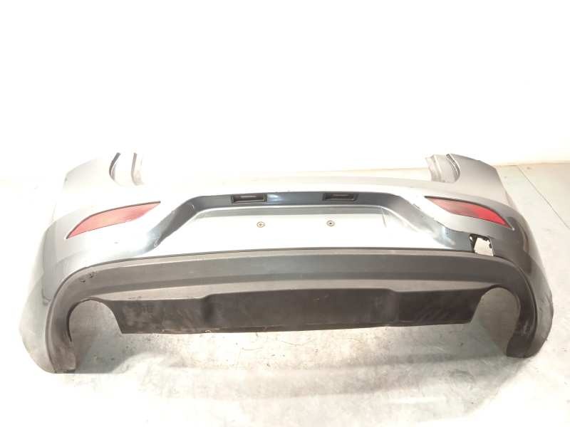 Recambio de paragolpes trasero para volvo v40 momentum referencia OEM IAM 39823993  