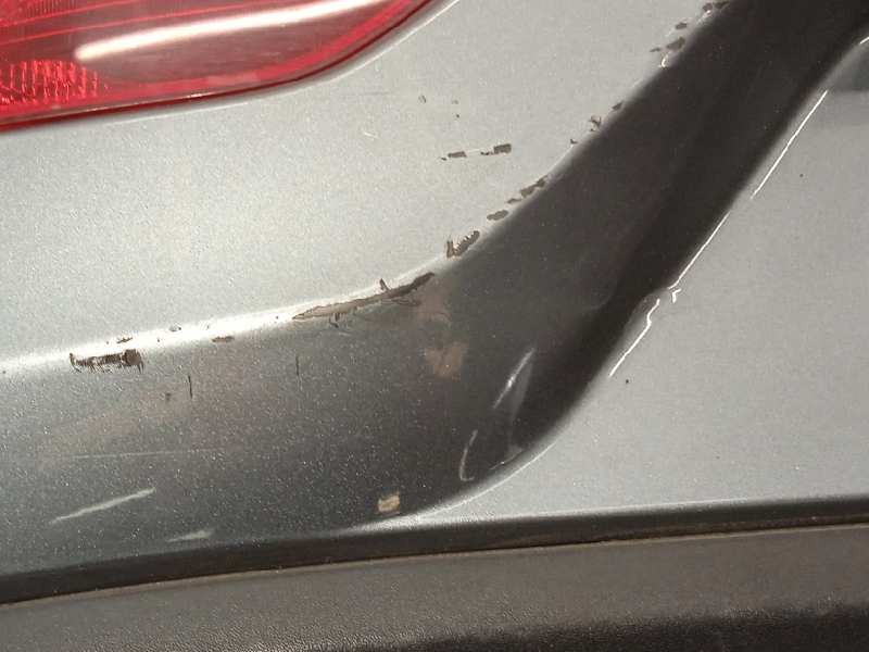 Recambio de paragolpes trasero para volvo v40 momentum referencia OEM IAM 39823993  