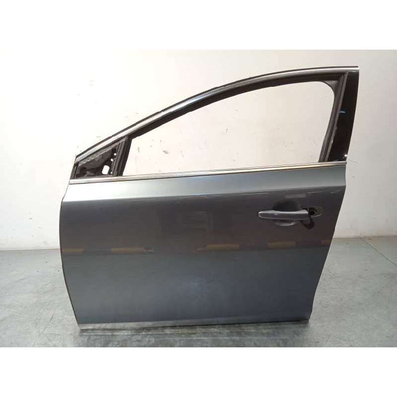 Recambio de puerta delantera izquierda para volvo v40 momentum referencia OEM IAM 32321018  