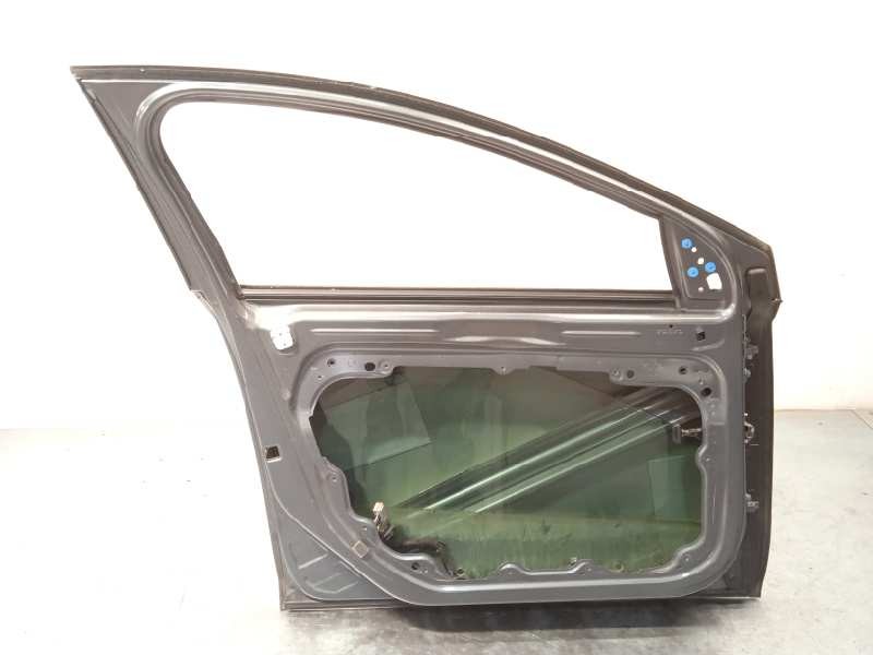 Recambio de puerta delantera izquierda para volvo v40 momentum referencia OEM IAM 32321018  