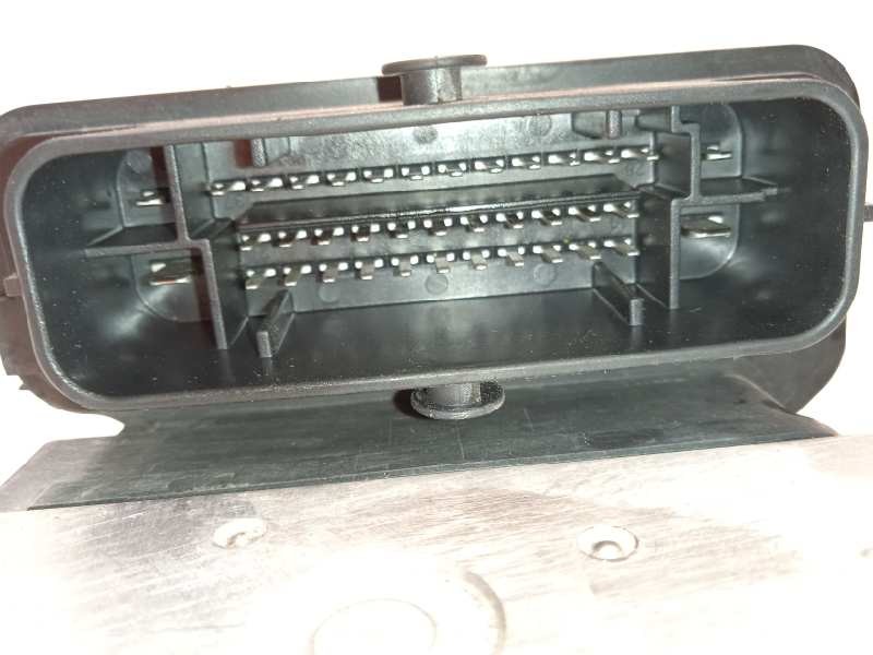 Recambio de abs para dacia duster laureate 4x2 referencia OEM IAM 476607477R 0265956403 269727