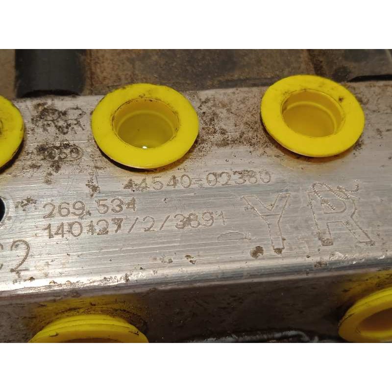 Recambio de abs para toyota auris active referencia OEM IAM 4454002380 0265956014 269534