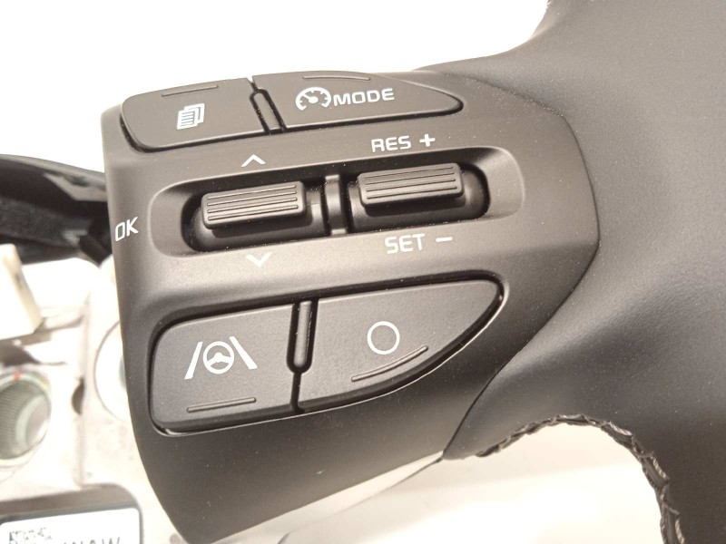 Recambio de volante para kia rio (yb) 1.0 tgdi cat referencia OEM IAM 56120H8000  